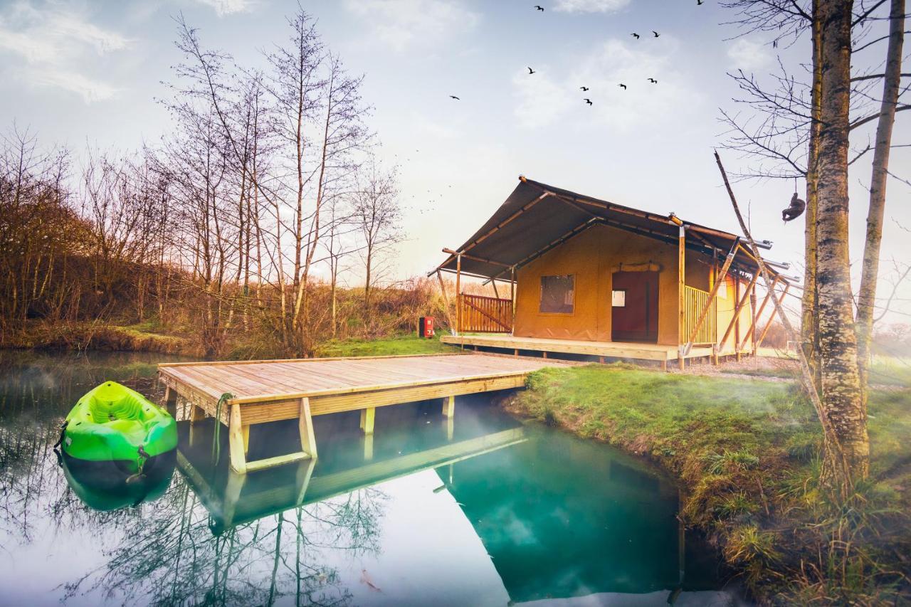 Arcadia Safari Tent In Private 5 Acre Field Рексем Экстерьер фото
