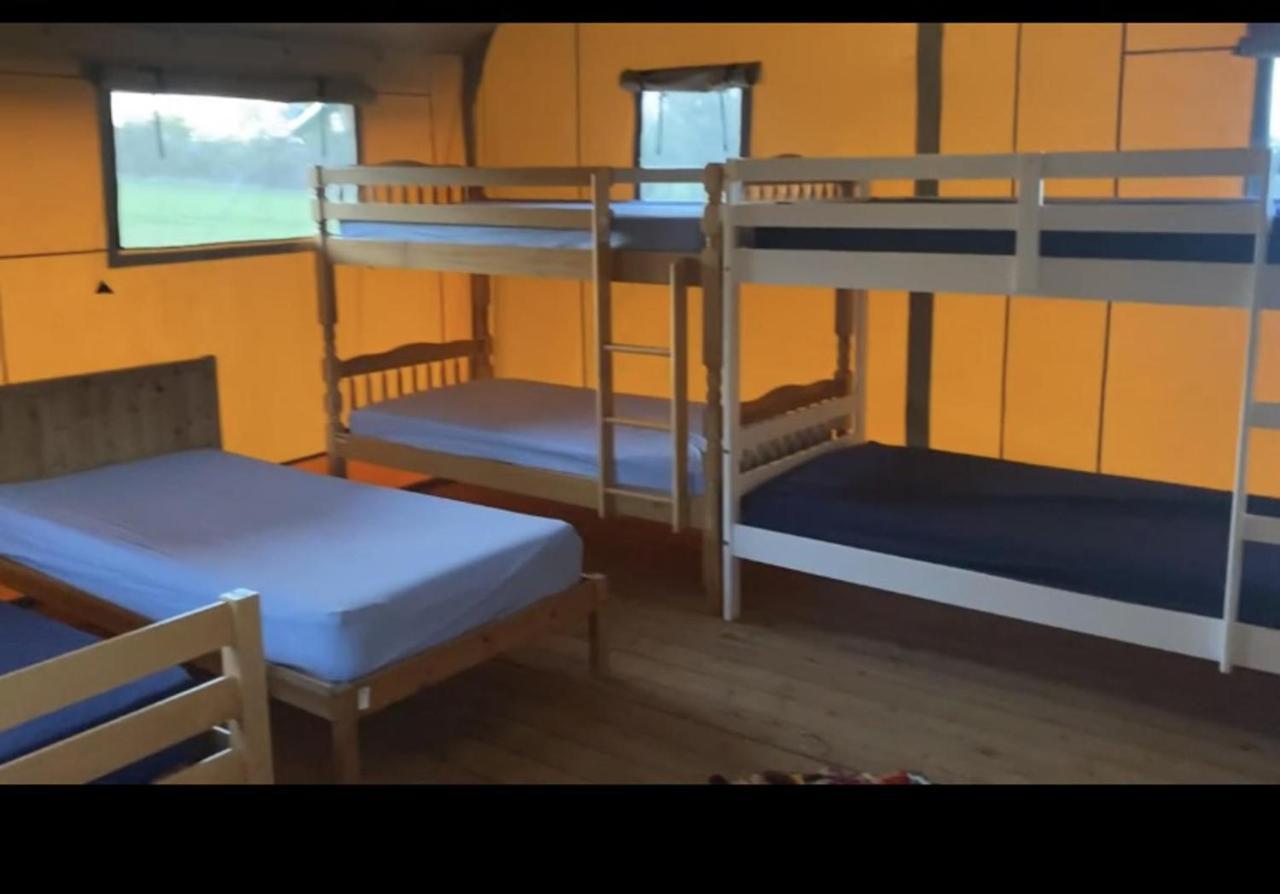 Arcadia Safari Tent In Private 5 Acre Field Рексем Экстерьер фото